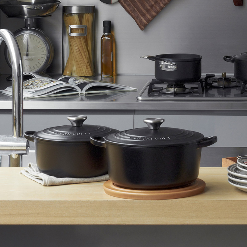 Le Creuset Cocotte en fonte 28cm Signature Noir Mat